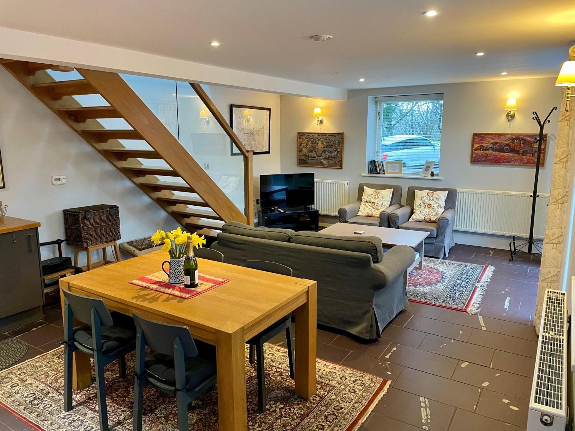Menai Bridge Villa ภายนอก รูปภาพ